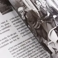 Пленка флористическая "Газета моды" 65мкм, белая, 50х57 &plusmn;1см