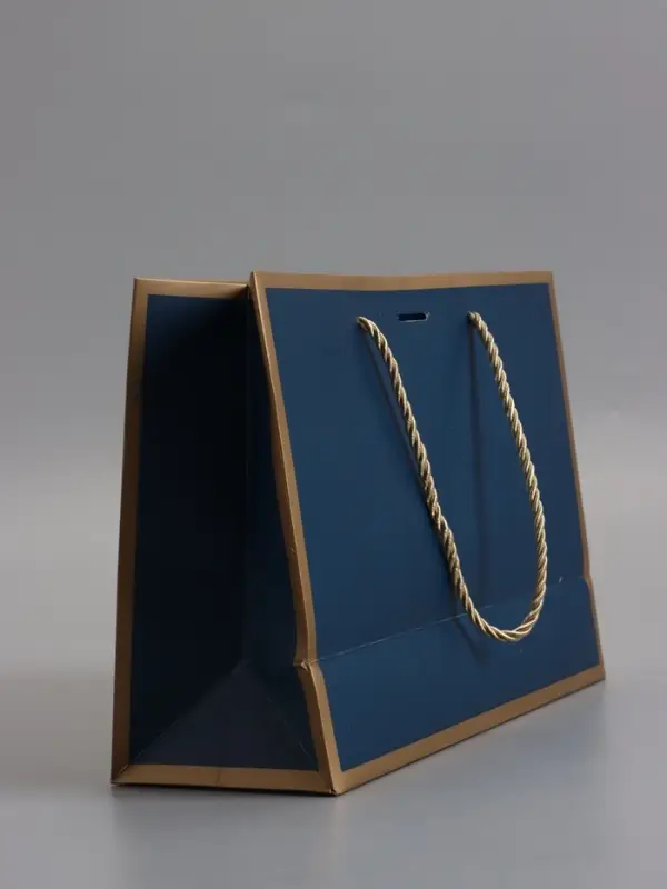 Пакет подарочный, черный , с бантом, 28 х 20 х 10 см