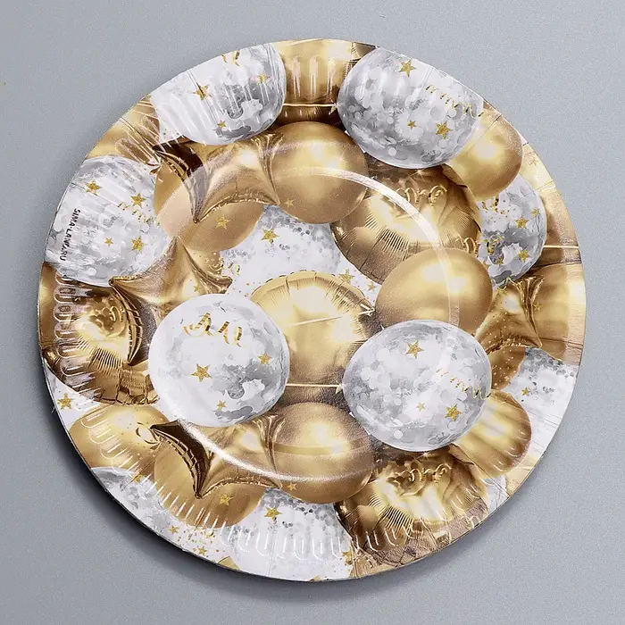 Тарелка одноразовая бумажная «Золотые шары», 18 см