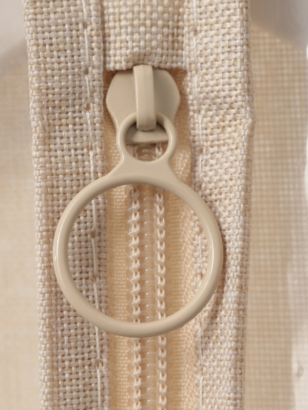 Чехол для одежды LaDо́m на молнии, размер 120х60 см, цвет бежевый, материал батист Чехол для одежды LaDо́m на молнии, размер 120х60 см, цвет бежевый, материал батист