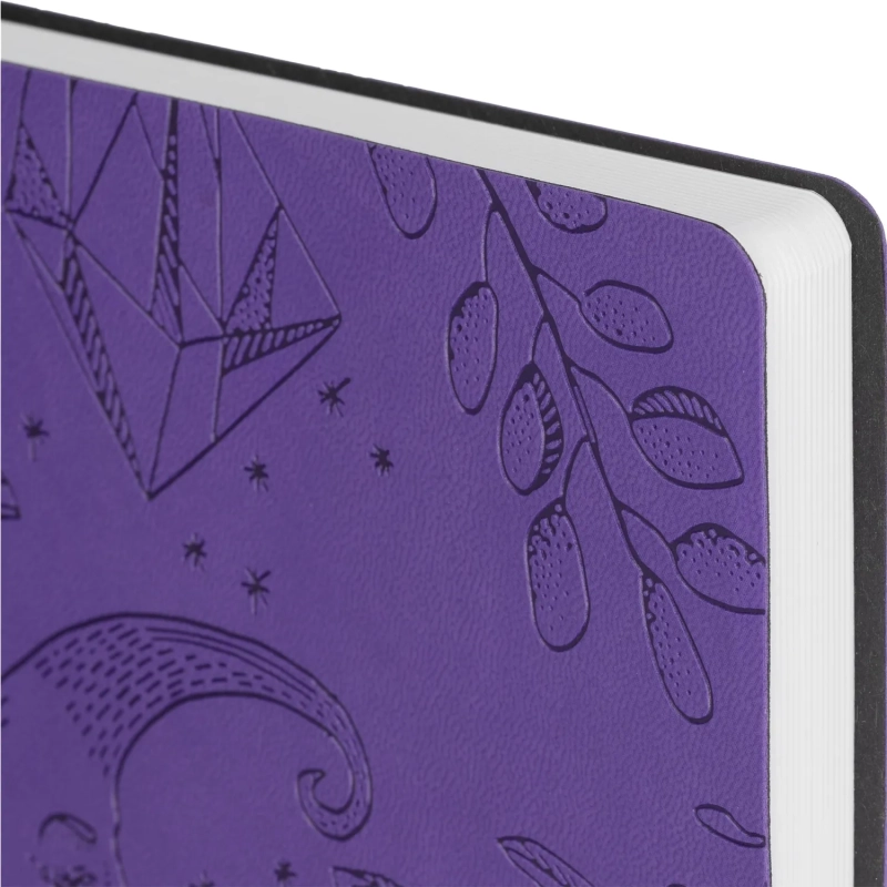 Блокнот А5 128л Attache Лунная мистерия клет,мягк.обл,кожзам,блинт.тис 3148