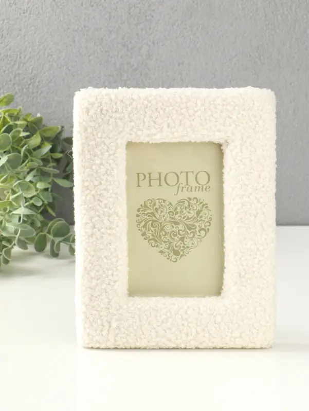 Фоторамка МДФ, иск. мех 10х15 см "Плюш" белая 22х16,5х2 см