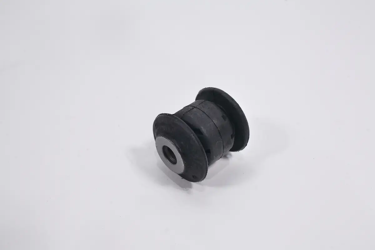 Сайлентблок переднего рычага передний