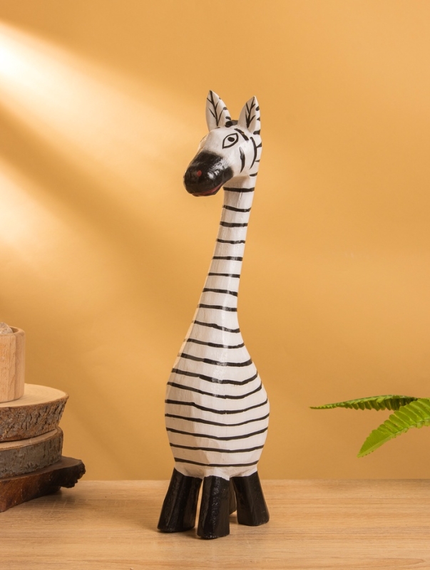 Сувенир «Зебра», 9×6×33 +/- см, дерево, чёрно-белый Сувенир «Зебра», 9×6×33 +/- см, дерево, чёрно-белый