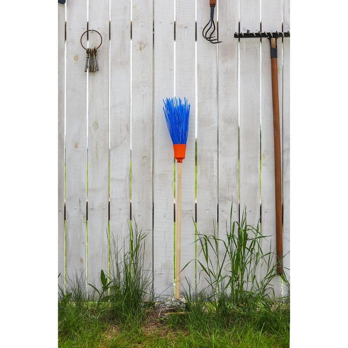 Метла полипропиленовая «Малыш», с черенком, малая, 95 см, цвет МИКС Метла полипропиленовая «Малыш», с черенком, малая, 95 см, цвет МИКС