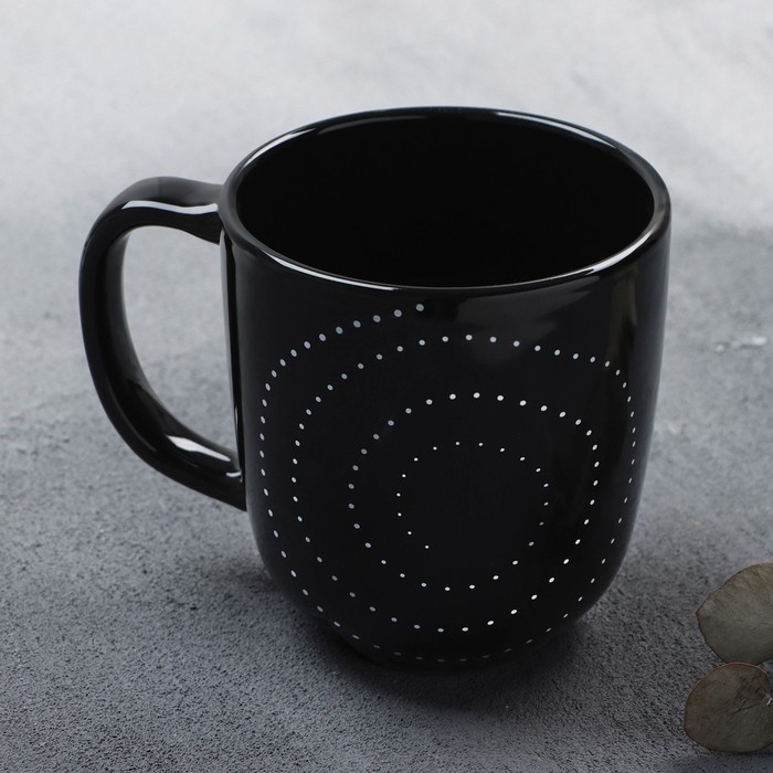 Кружка керамическая «Орнамент», 450 мл, цвет чёрный