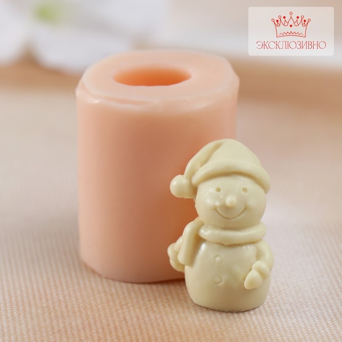 Новогодний молд силикон Новогодний молд силикон "Снеговичок" 2,2х1,7х2,9 см