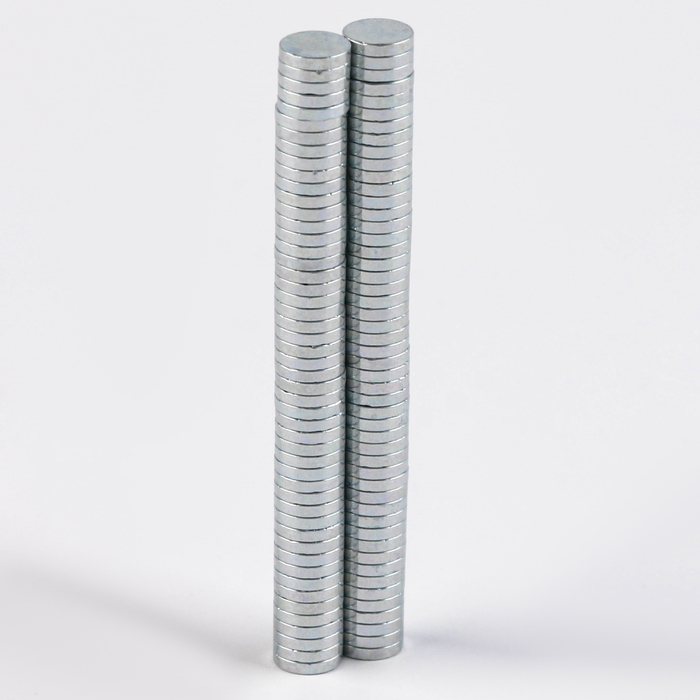 Магнит неодимовый , размер 1 шт. — 5 × 5 × 1 мм, набор 100 шт. Магнит неодимовый , размер 1 шт. — 5 × 5 × 1 мм, набор 100 шт.