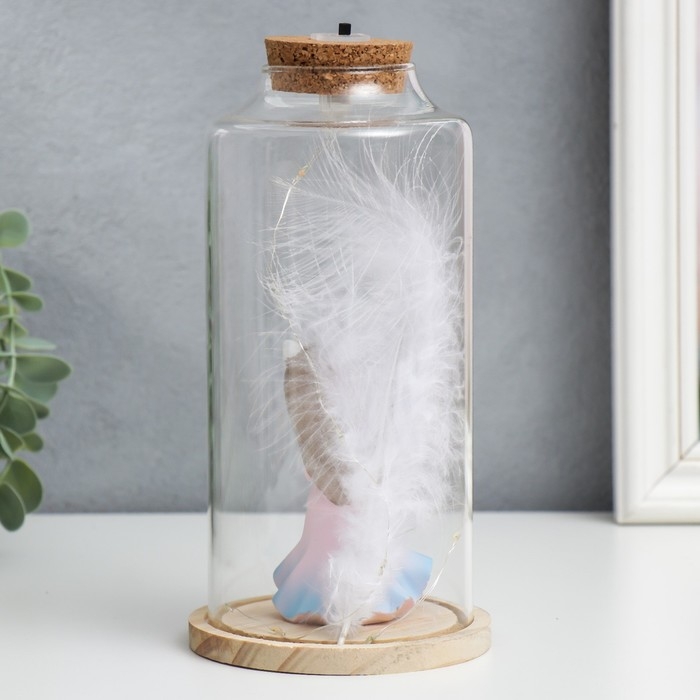 Сувенир полистоун световой  Сувенир полистоун световой "Девочка с коричневыми волосами, ушками и пером" 10х10х20,5 см