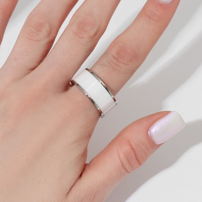 Кольцо керамика «Вайд», 1 см, цвет белый в серебре, 18 размер