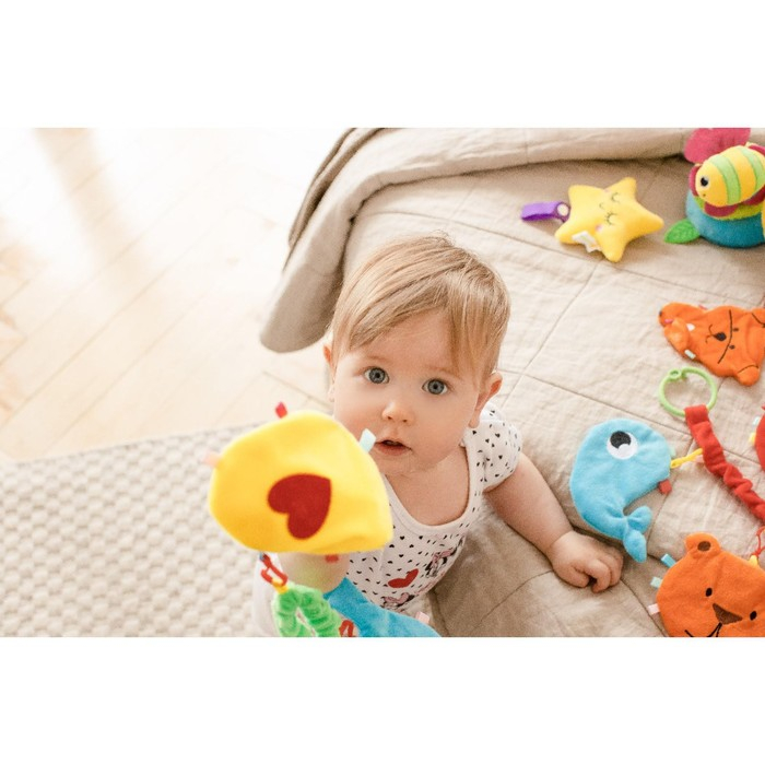 Растяжка - погремушка мягкая на кроватку/коляску «Лучшие друзья», Крошка Я Растяжка - погремушка мягкая на кроватку/коляску «Лучшие друзья», Крошка Я