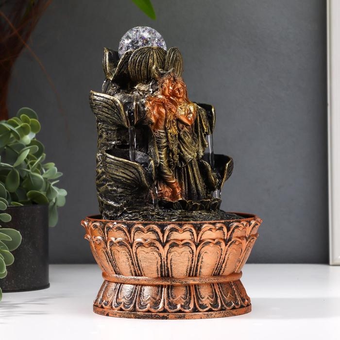 Фонтан настольный от сети, подсветка Фонтан настольный от сети, подсветка "Кришна и Радха у фонтана" 22,5х15х15 см