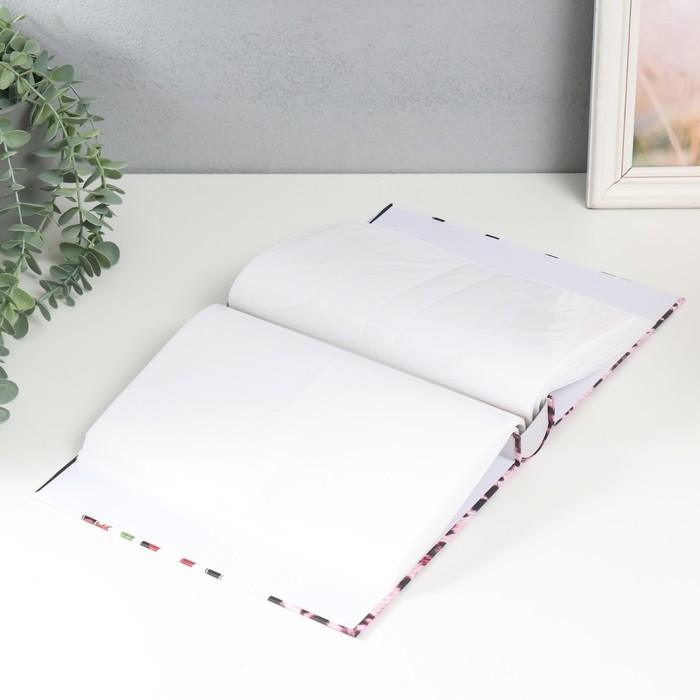 Фотоальбом на 200 фото 10х15 см Фотоальбом на 200 фото 10х15 см "Розы и животный принт" МИКС 26х20,5х5,6 см