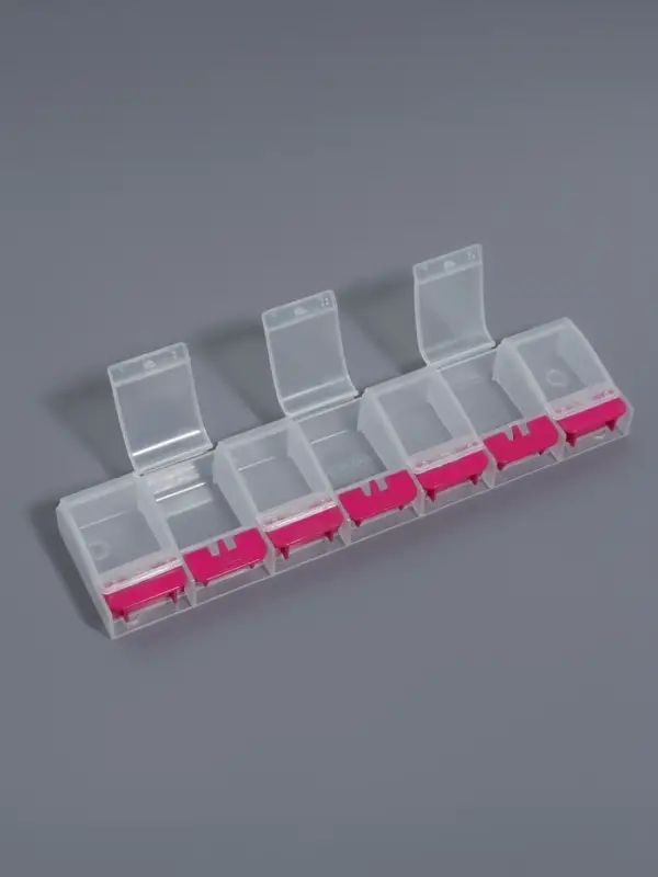 Органайзер для хранения мелочей, 7 ячеек, с кнопками, 22&times;5&times;2.5 см, розовый, прозрачный