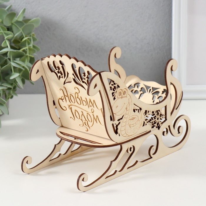 Шкатулка-сани  Шкатулка-сани "Змея. Узоры" 21х13,5х10 см