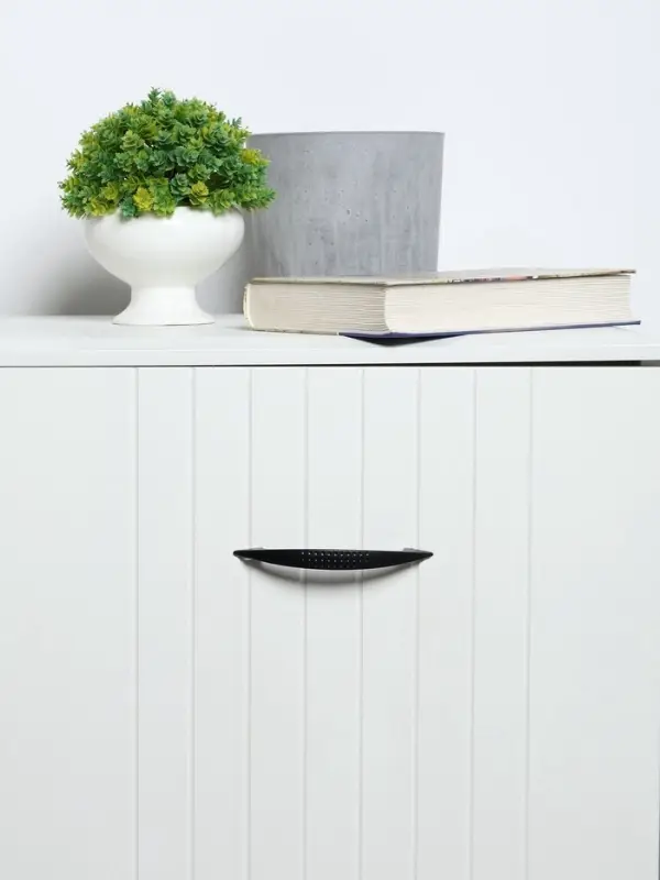 Ручка-скоба мебельная ТУНДРА STANDART РС003, м/о 96 мм, цвет черный