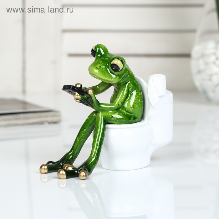 Сувенир полистоун лак  Сувенир полистоун лак "Лягушонок на унитазе с телефоном" 12,5х8х11 см