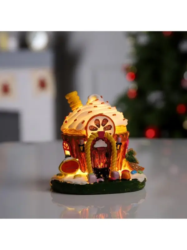 Светодиодная фигура &laquo;Сладкий домик&raquo; 13&times;12&times;9 см, полистоун, от батареек LR44&times;3, свечение тёплое белое