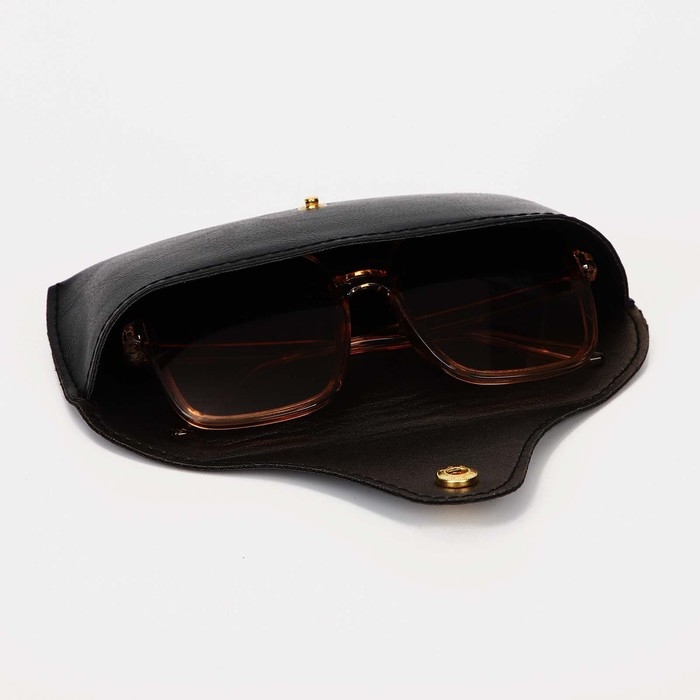 Футляр для очков на кнопке, длина 17.8 см, цвет чёрный Футляр для очков на кнопке, длина 17.8 см, цвет чёрный