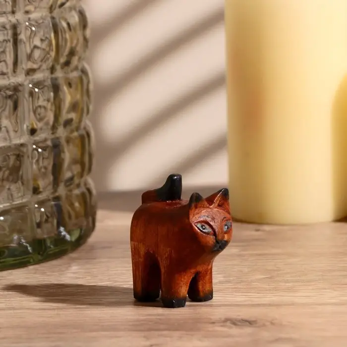 Сувенир «Причудливый кот», 5.5×4.5×2.5 см, дерево