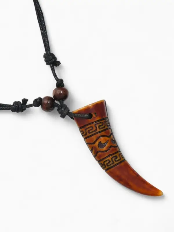 Кулон унисекс &laquo;Клык&raquo;, коричнево-чёрный на чёрном шнурке, 40-80 см
