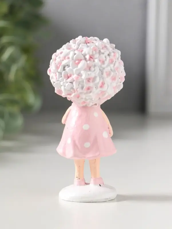 Сувенир полистоун "Малышка с цветочной шевелюрой в розовом платье" 4,5х4х9 см