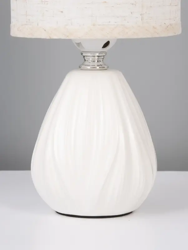 Лампа настольная E27 40Вт "Бутон" матовый белый 12,5х12,5х26,5 см