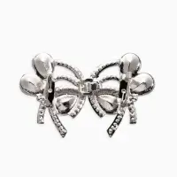 Зажим для кардигана "Ажур", капельки, цвет белый в серебре Зажим для кардигана "Ажур", капельки, цвет белый в серебре