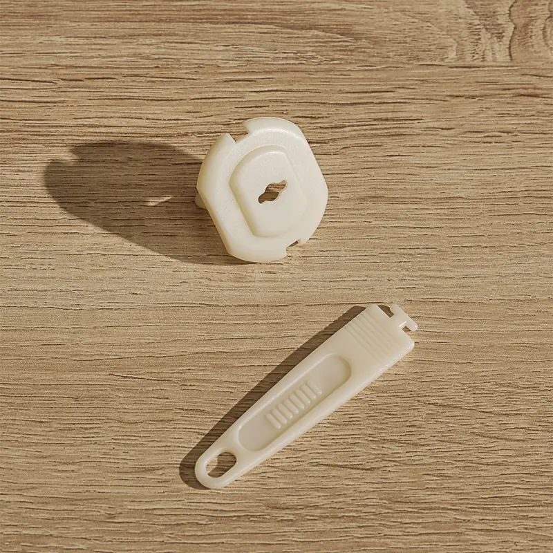 VETTA Заглушки для электрических розеток с держателем, 4шт, пластик, d3,2х2,2см