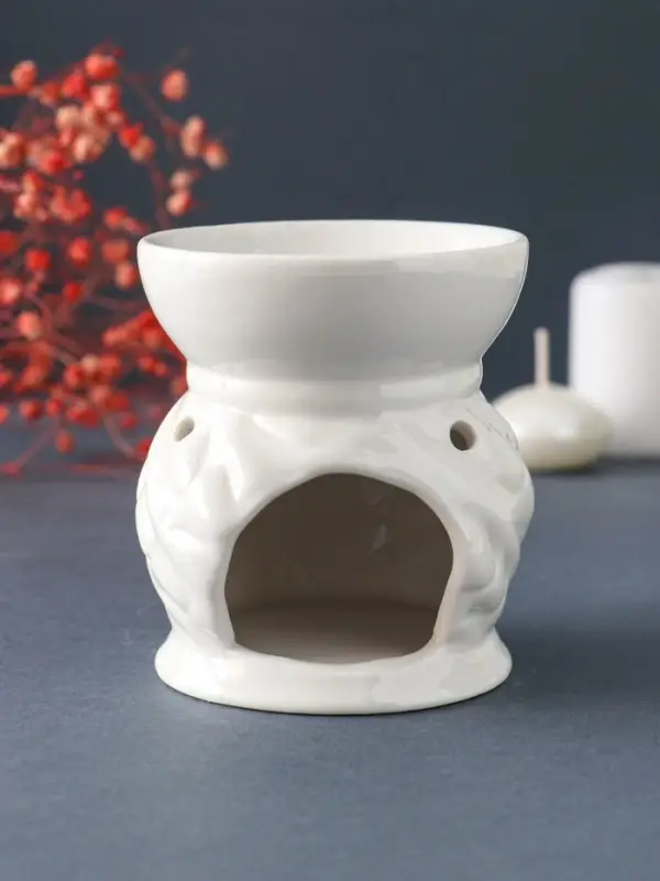 Аромалампа для эфирных масел &laquo;Золотая бабочка&raquo;, керамика, 9&times;7.5&times;7.5 см