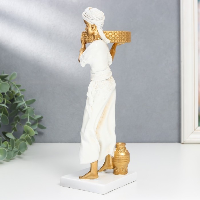 Сувенир полистоун подсвечник  Сувенир полистоун подсвечник "Африканка" d- 5,8 см, белый с золотом 7,5х8,7х25,2 см