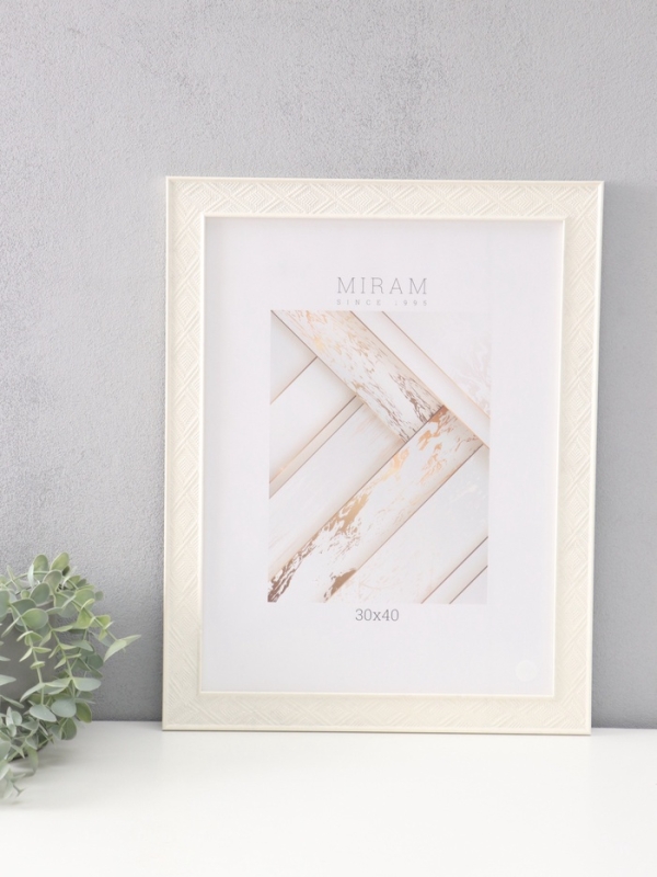 Фоторамка пластик Фоторамка пластик "МИРАМ" 30х40 см, бежевый