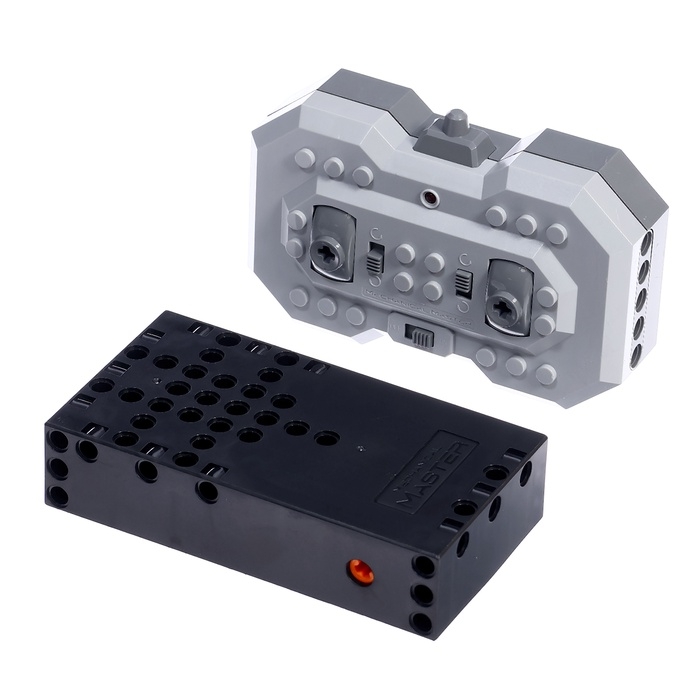 Конструктор радиоуправляемый «Робот пришелец» , 3 варианта сборки, 434 детали Конструктор радиоуправляемый «Робот пришелец» , 3 варианта сборки, 434 детали