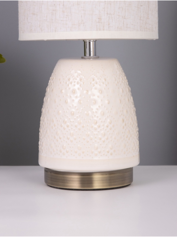 Лампа настольная Лампа настольная "Масаки" 1х40Вт Е14 бежевый 15х15х30см