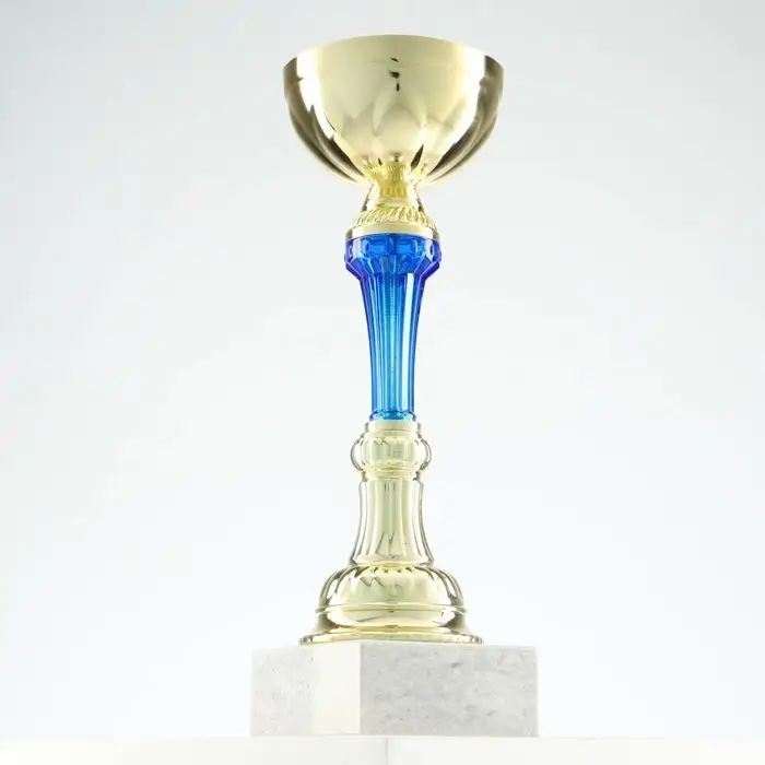 Кубок 132A, наградная фигура, золото, подставка камень, 28&times;10&times;9 см