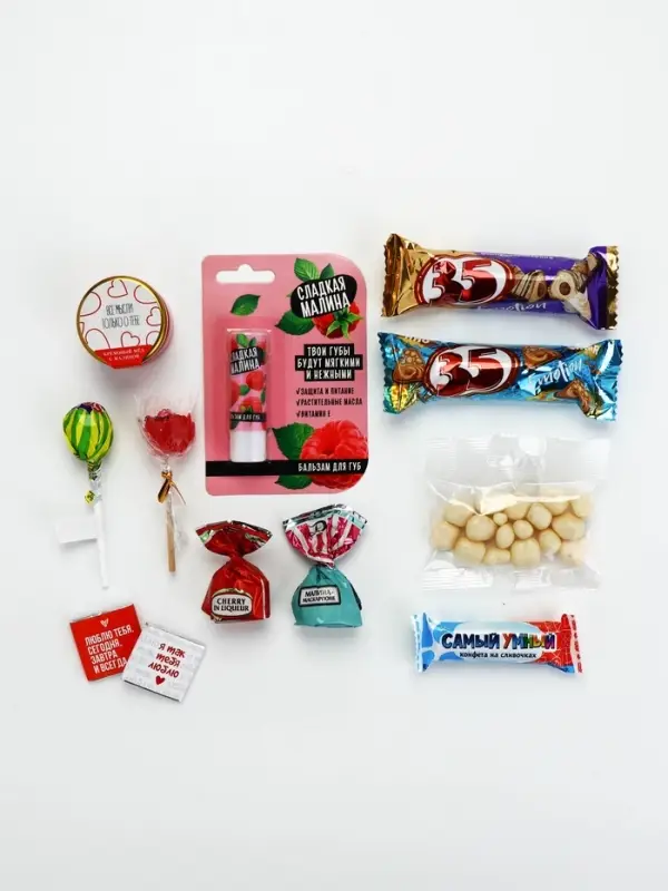 Адвент для влюбленных со сладостями, 12 окошек