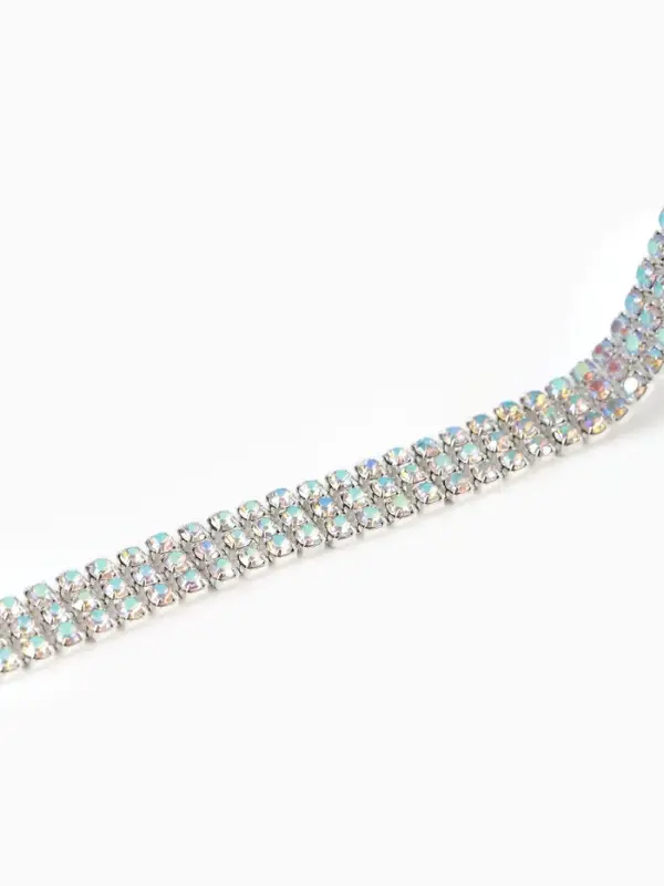 Цепь со стразами, с голографией, 3 ряда, металл, стекло, 6 мм, 4.5&plusmn;0.2 м, цвет серебряный