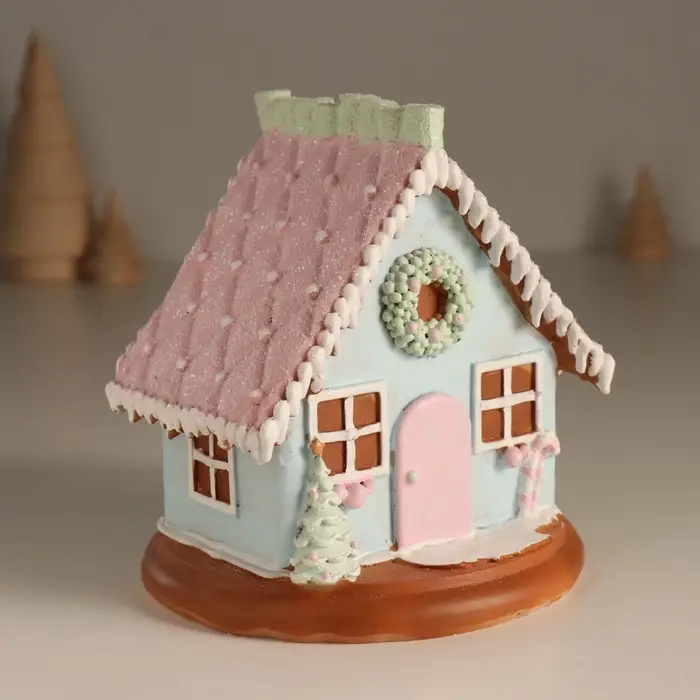 Фигурка светящаяся &laquo;Пряничный домик с ёлочкой&raquo;, зефирный, 12.5&times;12.5&times;12.5 см