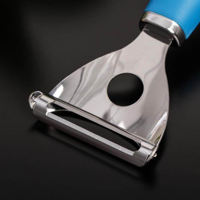 Овощечистка Доляна Blade, 18 см, ручка soft-touch, цвет синий Овощечистка Доляна Blade, 18 см, ручка soft-touch, цвет синий