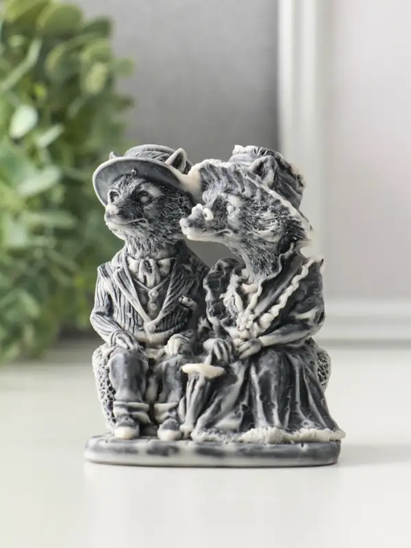 Сувенир Сувенир "Лисы - Пара на диване" 8,3 см