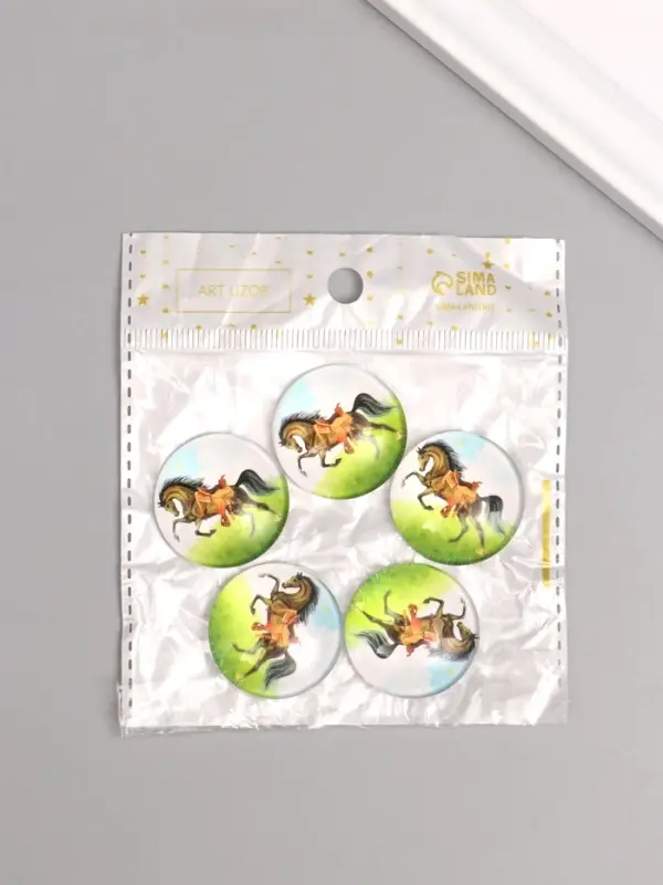 Кабошон стекло для творчества Кабошон стекло для творчества "Круг. Акварель. Богатырский конь" 3х3 см