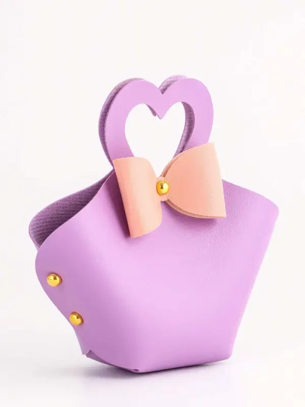 Кожаная подарочная сумочка для бижутерии и сувениров, сиреневая с бантом, 10.5&times;5&times;6 см