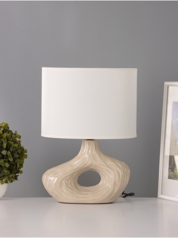 Настольная лампа Настольная лампа "Эсмеральда" 1х15Вт Е14 молочный 25х15х33см