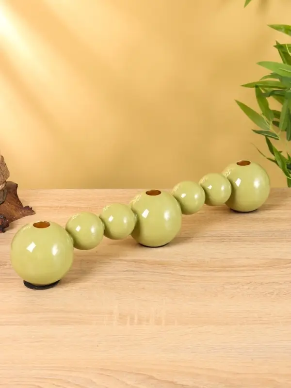 Подсвечник на 3 свечи «Бусы», с 7 сферами, 44×8×8 см, оливковый Подсвечник на 3 свечи «Бусы», с 7 сферами, 44×8×8 см, оливковый