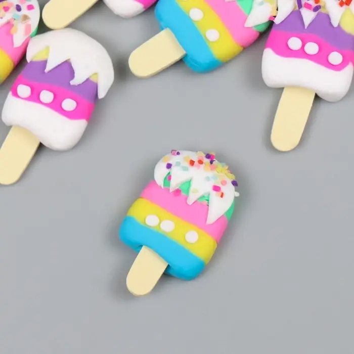 Декор для творчества пластик "Эскимо с посыпкой" МИКС 3,4х2,8х0,7 см