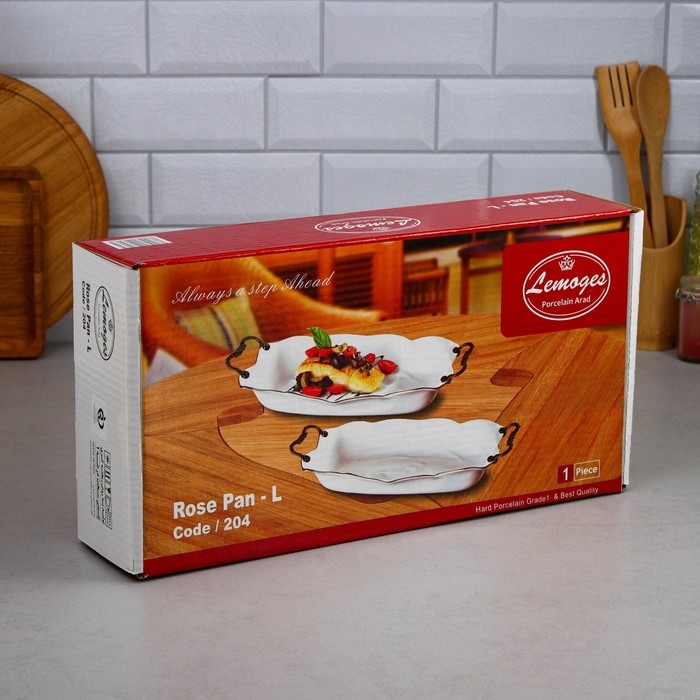 Блюдо «Роза», 2.5 л, прямоугольное, золотая обводка, фарфор, Иран Блюдо «Роза», 2.5 л, прямоугольное, золотая обводка, фарфор, Иран