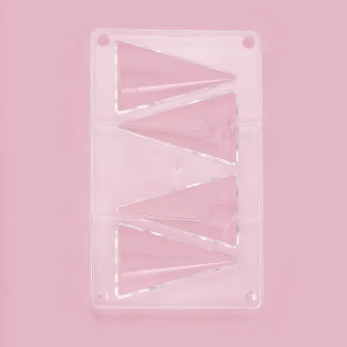 Форма для конфет и шоколада &laquo;Большой конус&raquo;, 20&times;12&times;2.5 см, 4 ячейки 8&times;5&times;2.2 см, пластик, прозрачная