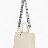 Сумка женская тоут на молнии, 31&times;10.5&times;25 см, белый