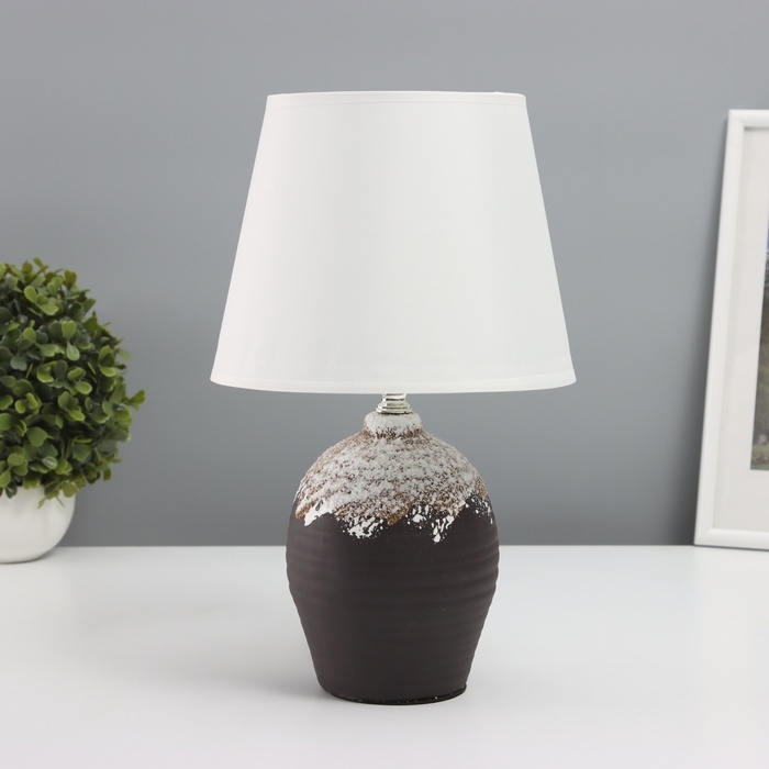 Лампа настольная Лампа настольная "Бо" 1х40Вт Е14 коричневый 19,5х19,5х33см