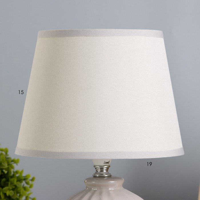 Лампа настольная "Сандра" Е14 1х40Вт серый 20х20х29,5 см RISALUX